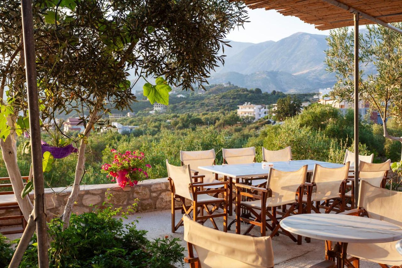 Toni Retzo Rooms Himarë Dış mekan fotoğraf