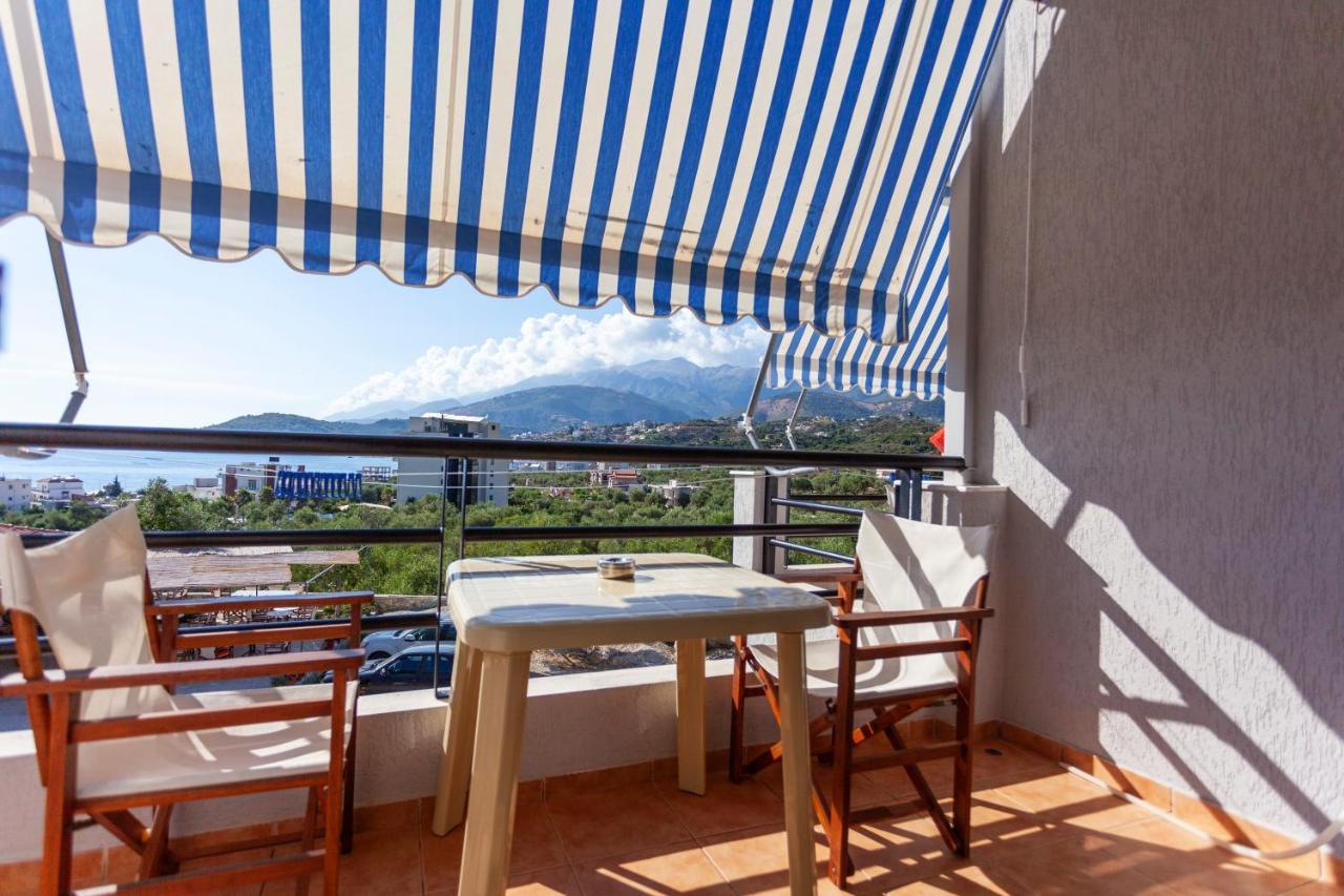 Toni Retzo Rooms Himarë Dış mekan fotoğraf
