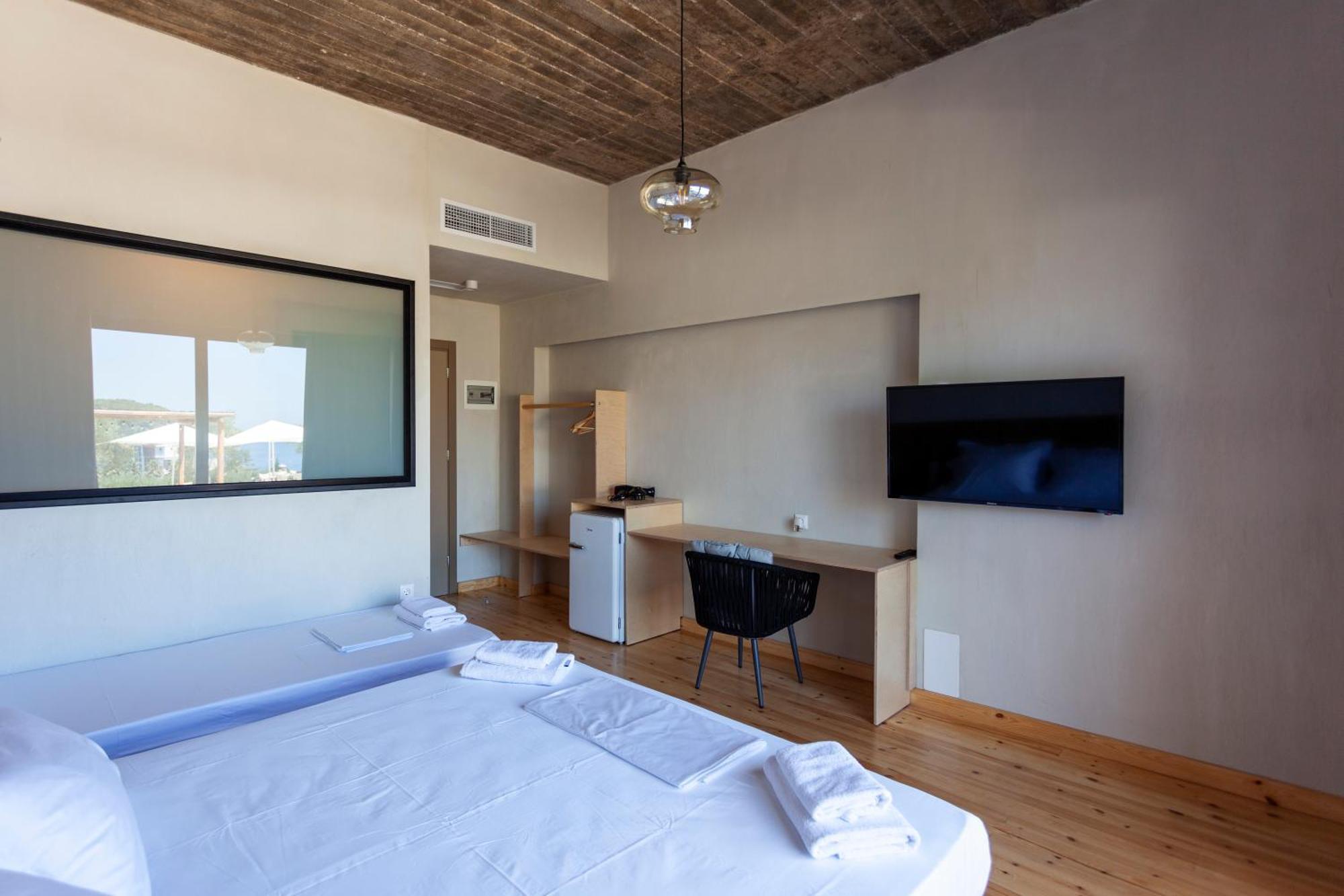 Toni Retzo Rooms Himarë Dış mekan fotoğraf